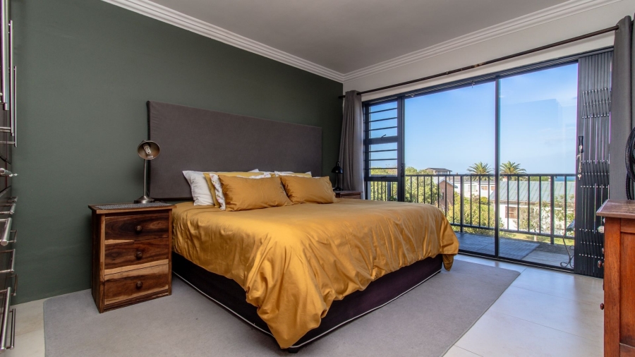 6 Bedroom Property for Sale in Franskraal Western Cape